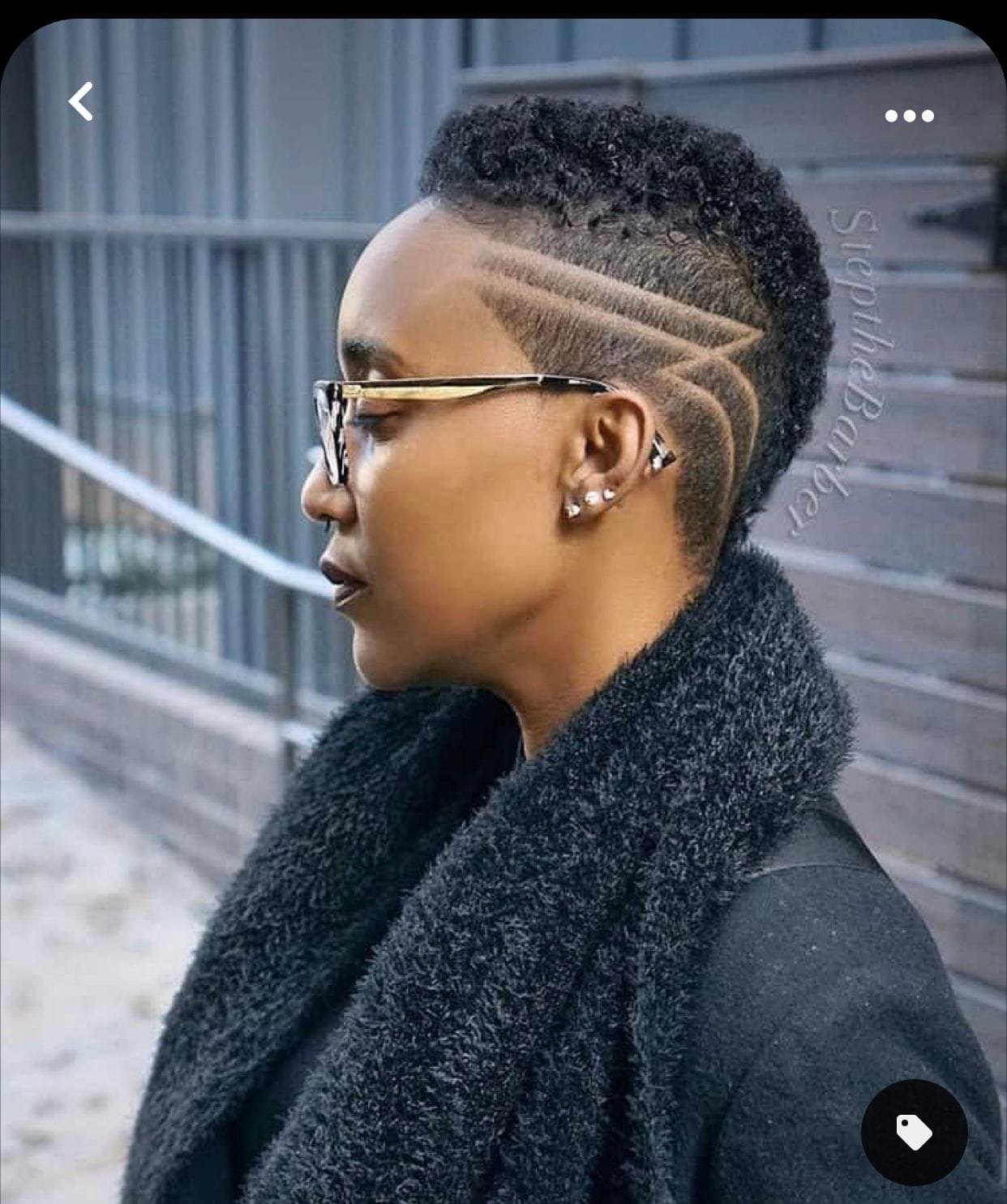 Coupe femmes dessin 25€