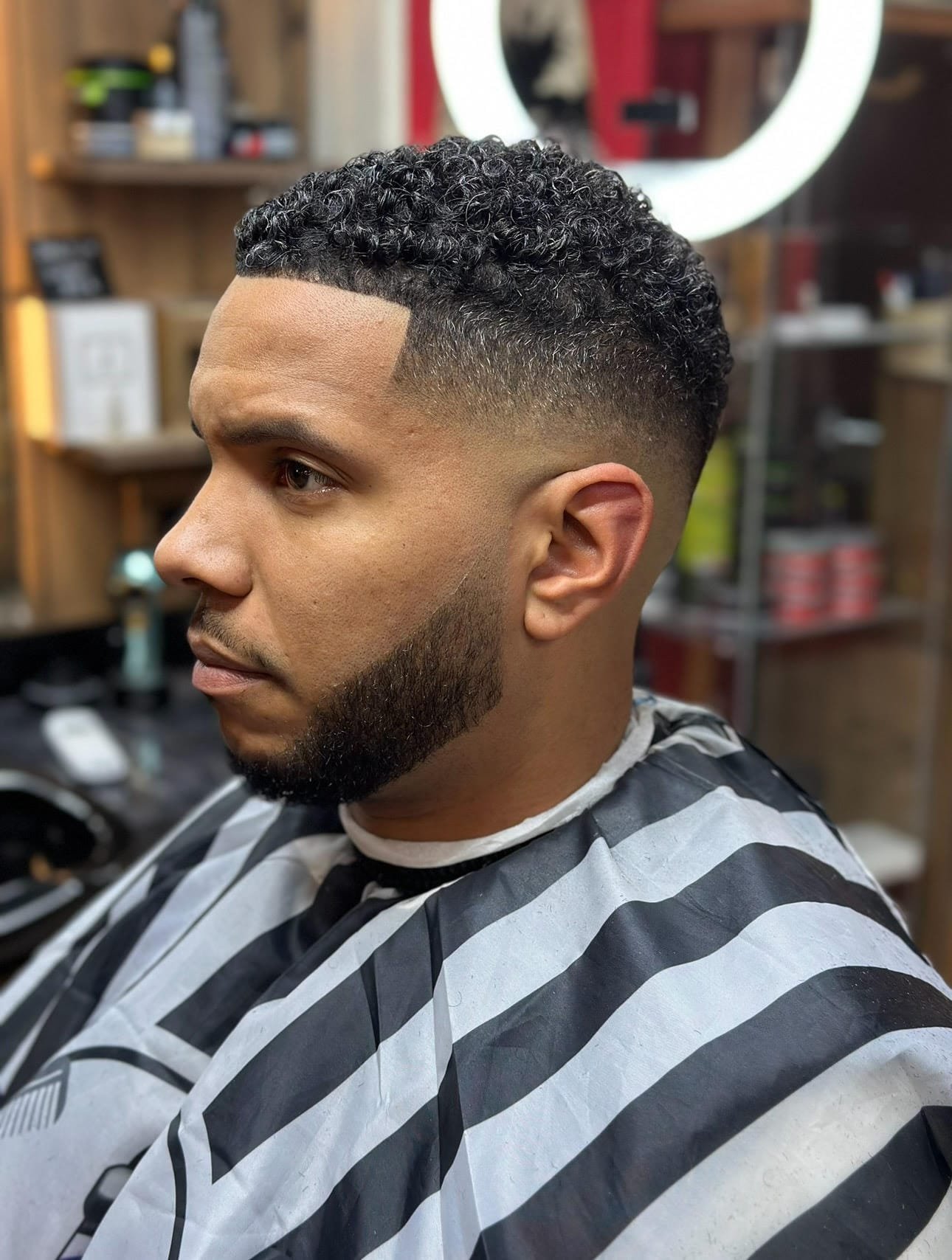 coupe dégradé et barbe coiffure homme le mans